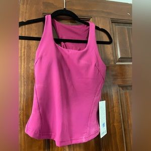 Lululemon top